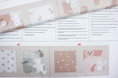 Panel Baumwollstoff Knisterbuch by Qjutie