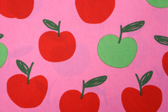 Baumwoll Popeline Apple Fruit by Poppy - pink