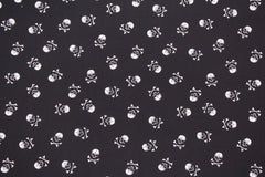 Baumwollstoff Creepy Skulls