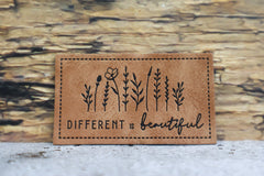 Kunstleder Label/Aufnäher Different is beautiful