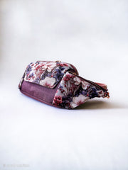 Oxfordgewebe Flowing Bloom Odessa Flower by Sarah Mariam
