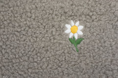 Teddy Clio Blumenstickerei - kiesel