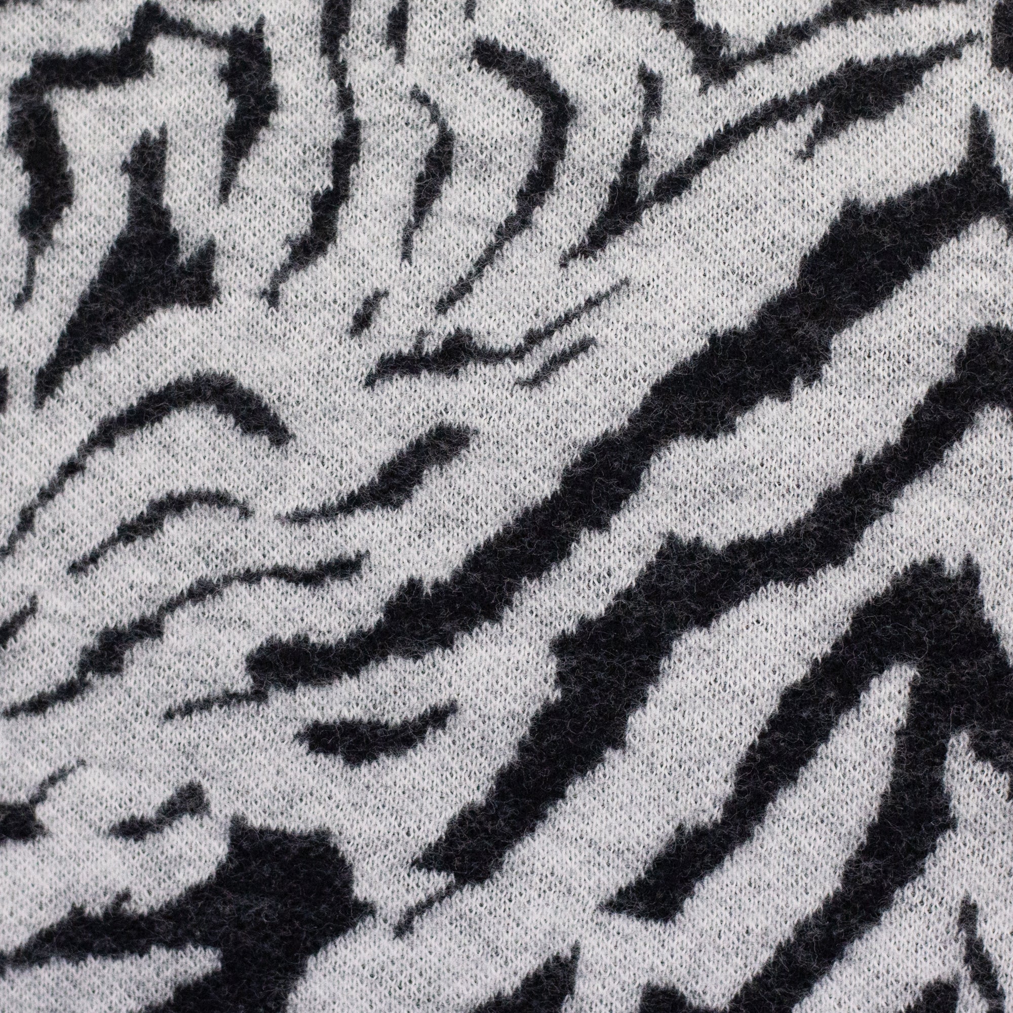 Baumwoll Jacquard Jersey Emily Animal Streifen in schwarz von Swafing bei Der Buntspecht