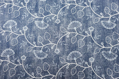 Bestickter Jeansstoff Fächerblumenzweige