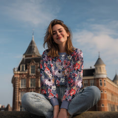 Digitalgedruckter French Terry mit ölgemalten Blumen in 2 Varianten vom Buntspecht Shop