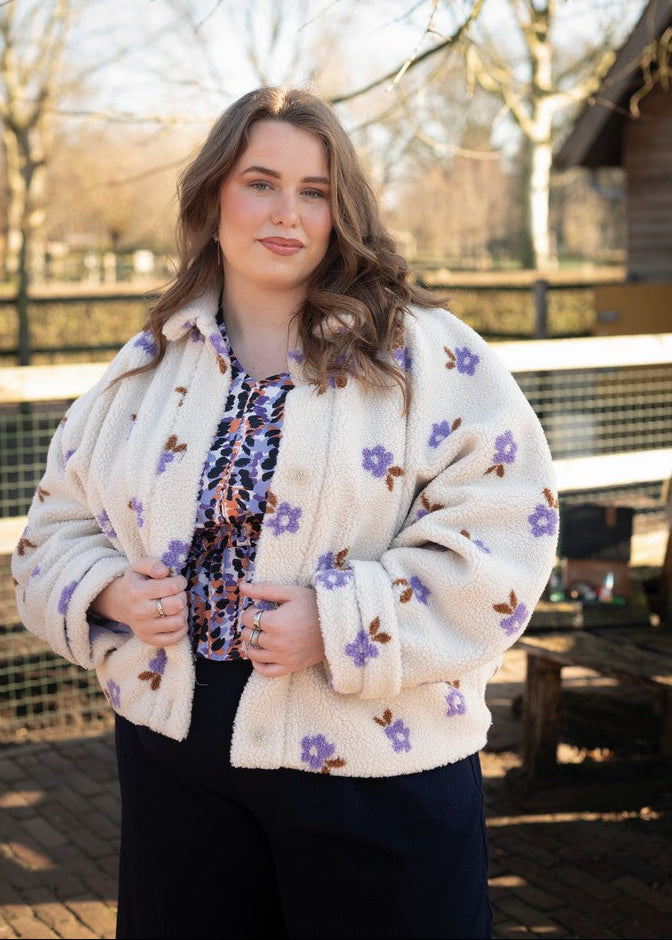 Teddystoff Jacquard Flowers Ecru by Poppy bei Der Buntspecht - Nähbeispiel
