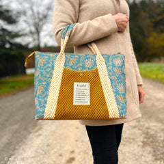 Canvas Retro Flowers by Emjo-Design