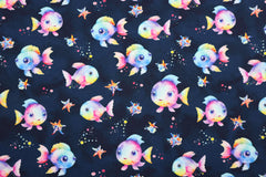 Reststück: 1,50 m  Baumwolljersey Digital Bunte Fische dunkelblau