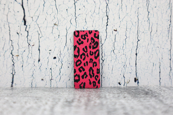 Kunstleder Label/Aufnäher Leo - neonpink