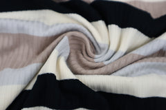 Strickstoff Streifen Design 2