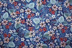 Reststück :1,30m Sweatshirt Stoff Fiodora Flower blau