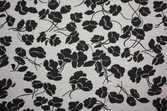 Reststück: 1,00m - Sweatshirt Stoff black flowers hellgrau