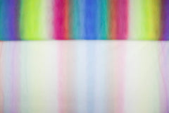 Tüll Stoff Regenbogen Streifen