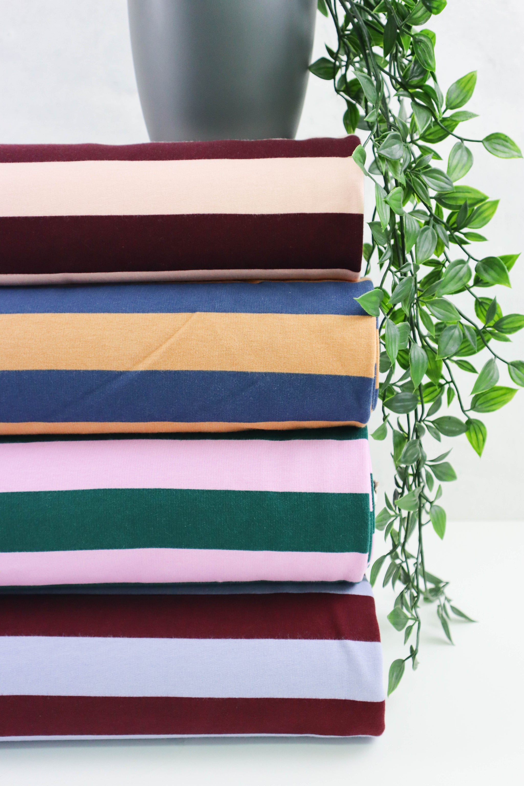 Soft Sweatshirt Stoff Bold Stripes by Poppy bei Der Buntspecht