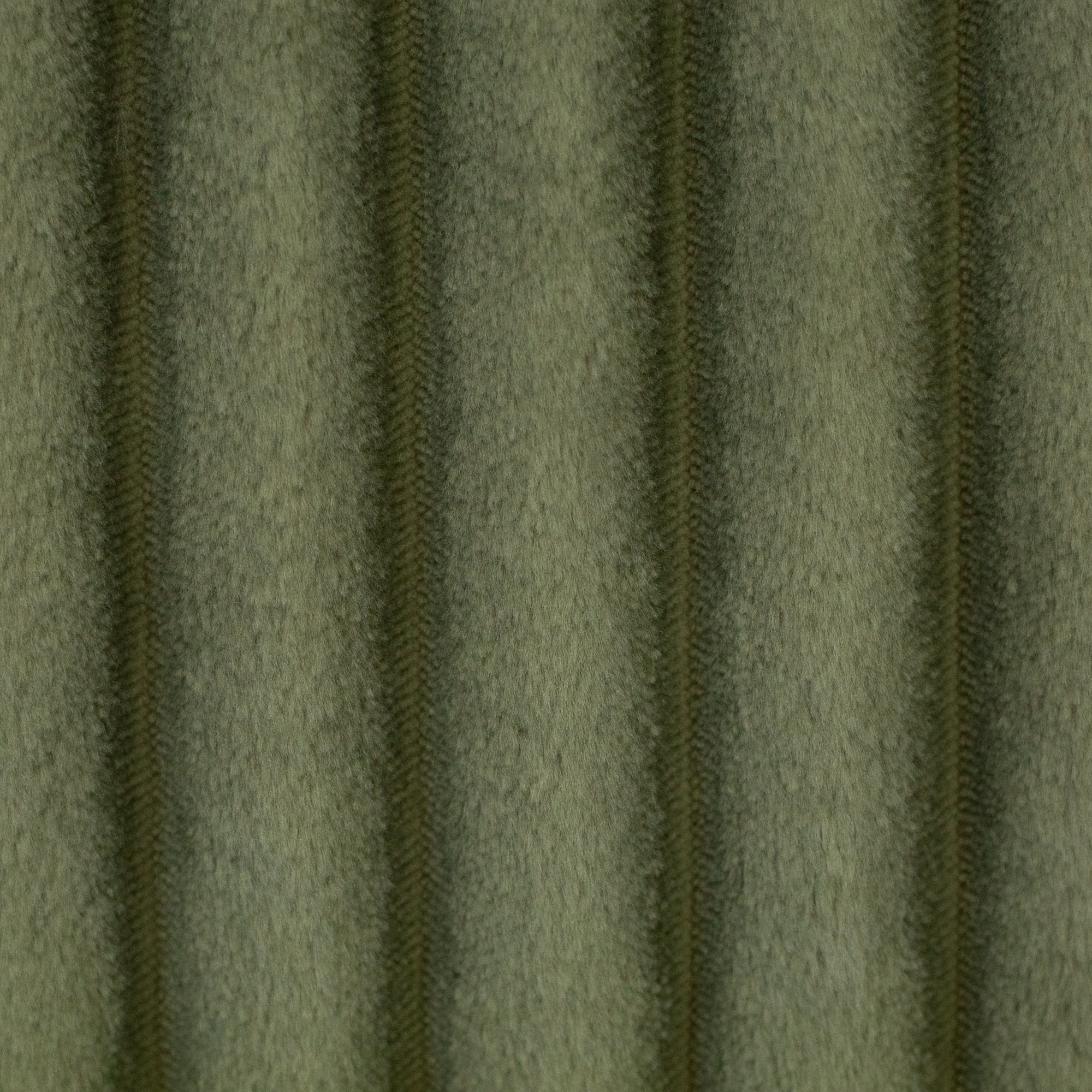 Plüsch Breitcord Plön in der Farbe oliv bei Der Buntspecht